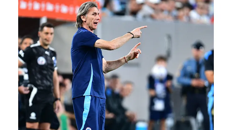 Miguel Ángel Neira pide la salida de Ricardo Gareca.