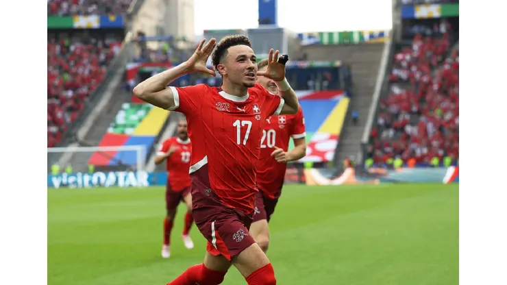 Suiza vence a Italia y avanza a cuartos de la Eurocopa 2024