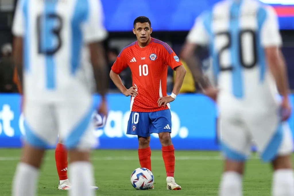 Alexis será titular en Chile ante Canadá (Foto de Tim Nwachukwu/Getty Images)
