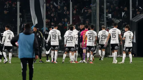 Lamentables hechos en el partido amistoso entre Colo Colo y Universitario. (Foto: Javier Salvo/Photosport)