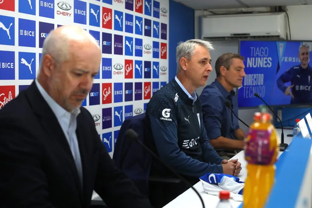 José María Buljubasich junto a Tiago Nunes. (Foto: Photosport)