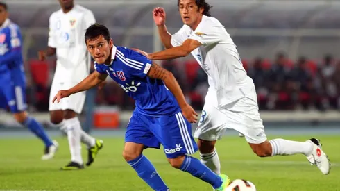 Charles Aránguiz suena en Universidad de Chile.