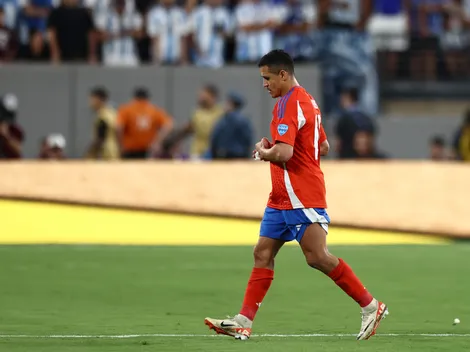 Alexis recibe fuerte espaldarazo por parte de sus compañeros