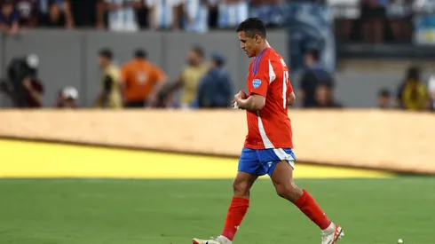 EAST RUTHERFORD, NEW JERSEY – JUNE 25: Alexis Sanchez of Chile walks out the pitch during the CONMEBOL Copa America 2024 match between Chile and Argentina at MetLife Stadium on June 25, 2024 in East Rutherford, New Jersey. (Photo by Tim Nwachukwu/Getty Images)