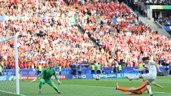 Austria sorprende y gana el grupo D