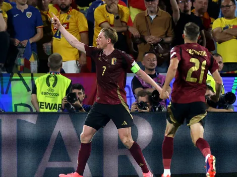 Bélgica le gana a Rumania y deja el grupo al rojo vivo en la Eurocopa