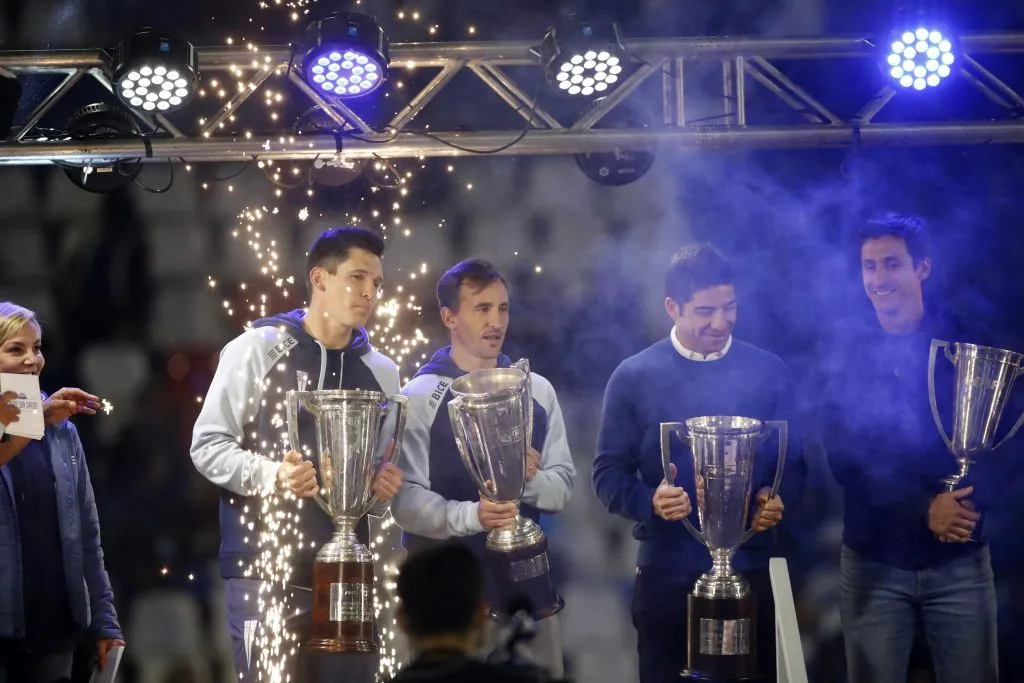 Milovan Mirosevic con el tetracampeonato. (Foto: Photosport)