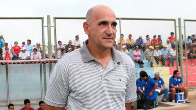 Techera, el DT que ninguneó a La Roja (Archivo)