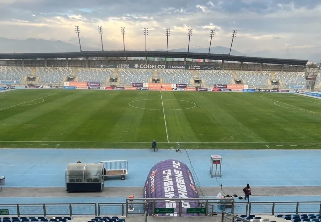 O’Higgins vs Colo Colo solo se jugará con público local en el Estadio El Teniente.