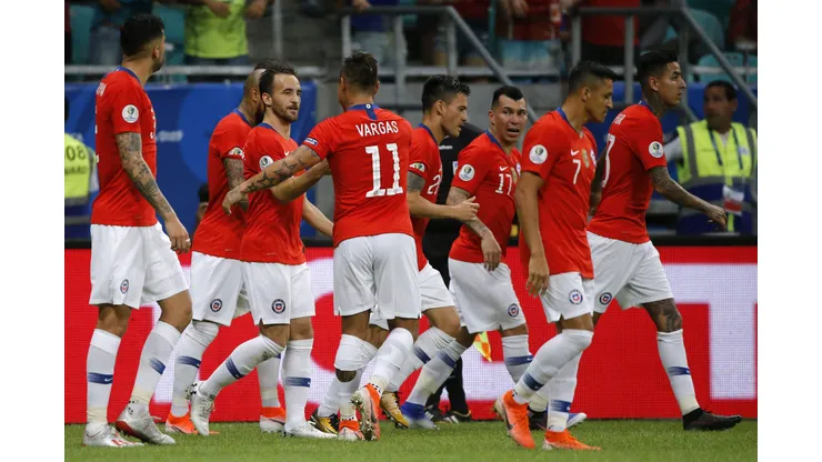 Bicampeón de Copa América con La Roja llegó hasta el hotel de la concentración chilena