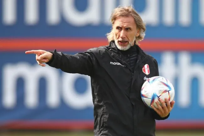 Gareca cerró su pasado en Perú y solo piensa por Chile (Archivo)