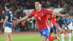 Víctor Dávila se refiere al compromiso de la Roja ante Perú. (Foto: Photosport)