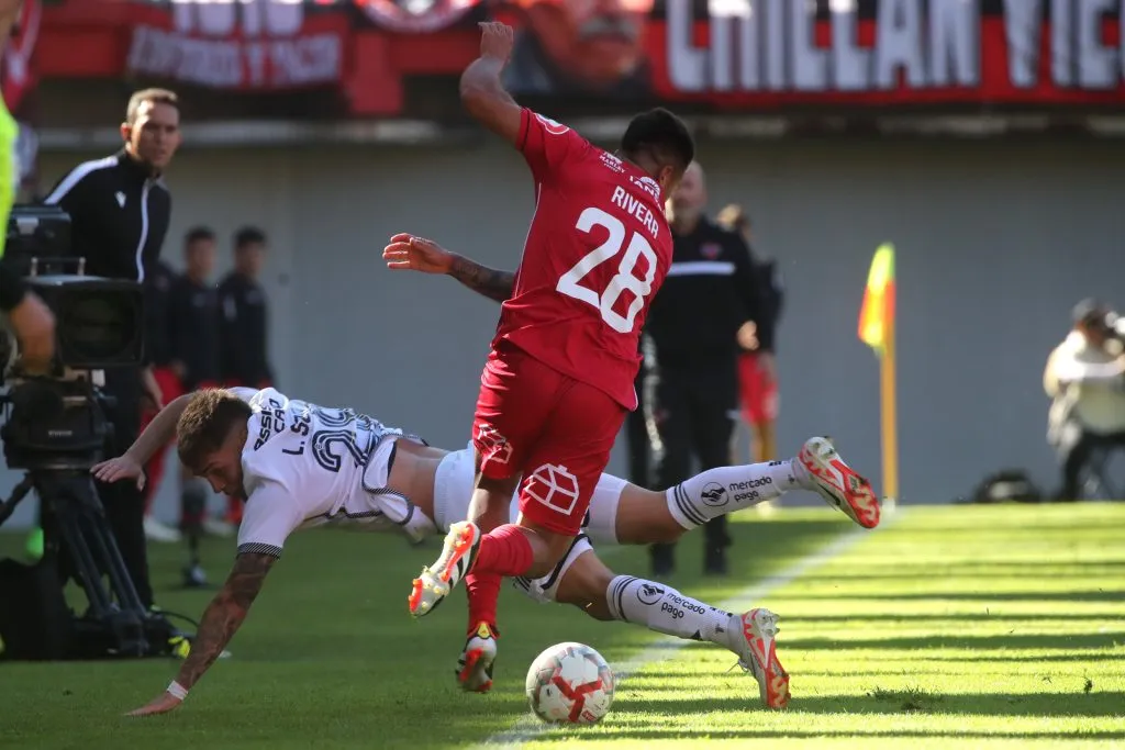 Lucas Soto en el partido de Colo Colo vs Ñublense. (Foto: Photosport)