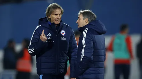 En Perú sacan a relucir todo su odio contra Gareca previo al duelo con Chile.