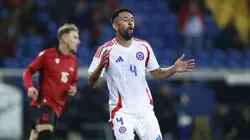 Histórico de Colo Colo saca pecho por futura llegada de Isla.