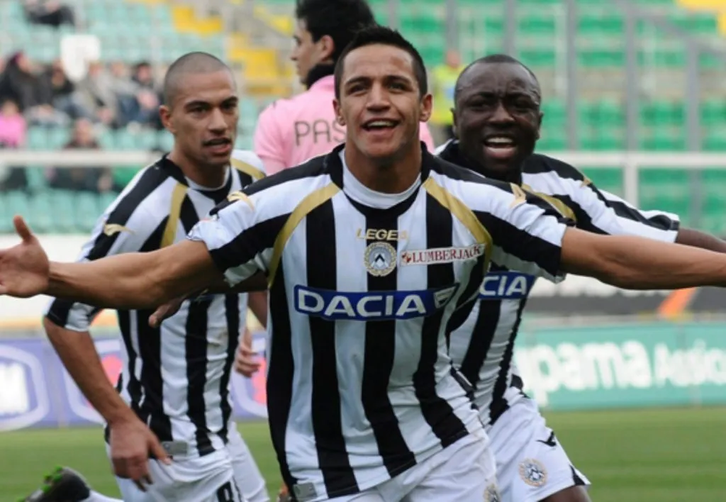 Alexis Sánchez está cerca de regresar al club que lo catapultó al estrellato en Europa