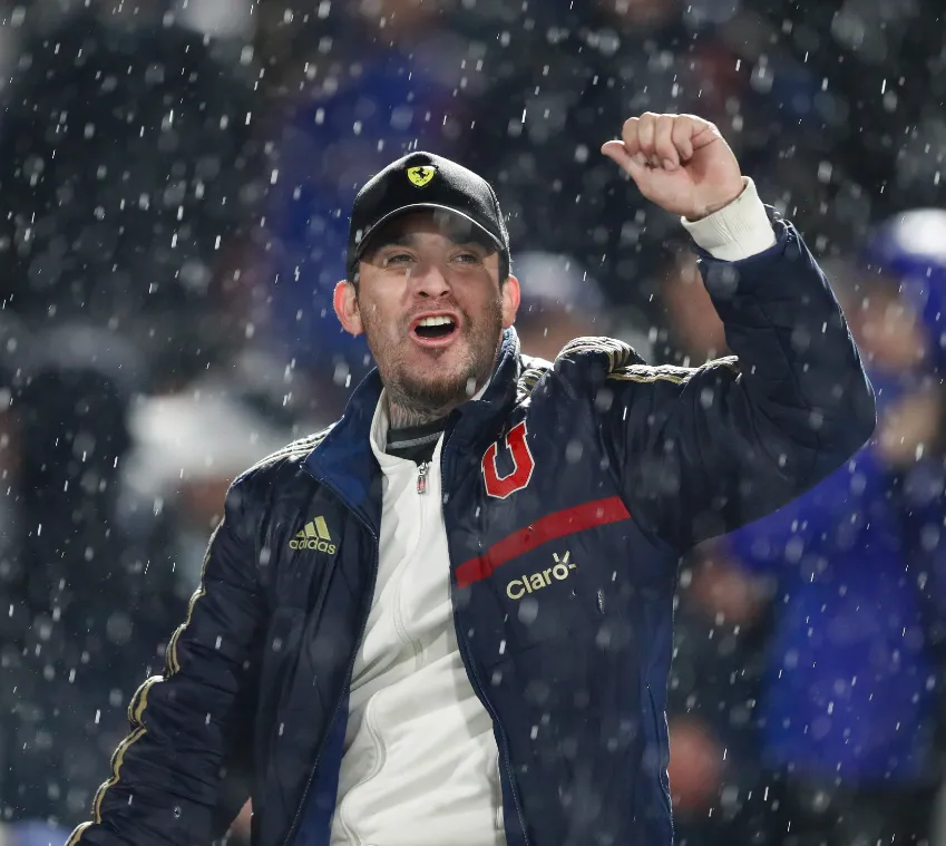 Pese a la lluvia, los hinchas azules llegaron en masa hasta el Coloso de Ñuñoa | FOTO: Universidad de Chile