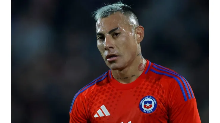 Eduardo Vargas mostró poco y nada en un partido ingrato para los delanteros chilenos.