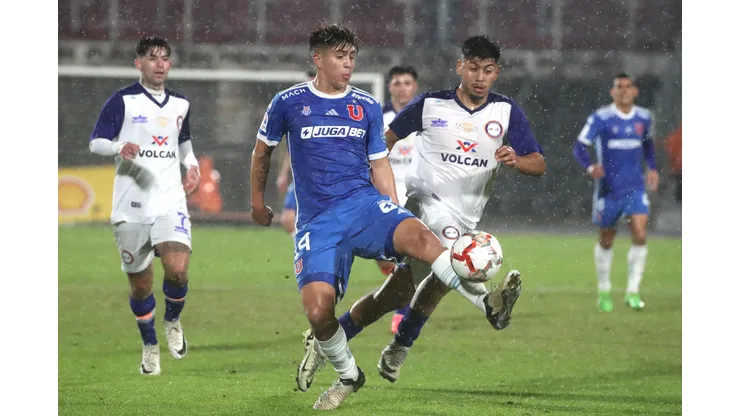 Marcelo Morales quiere seguir en la U según Gustavo Álvarez.