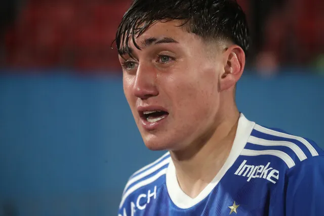 Negrete emocionado tras su debut | Foto: Photosport