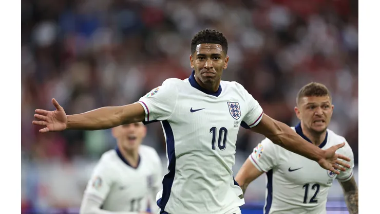 Jude Bellingham marcó para Inglaterra ante Serbia. (Foto: Getty)