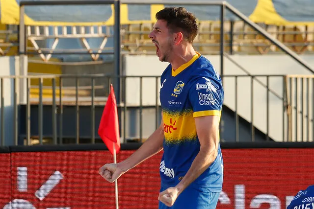 Di Yorio se acerca a Colo Colo | Foto: Photosport