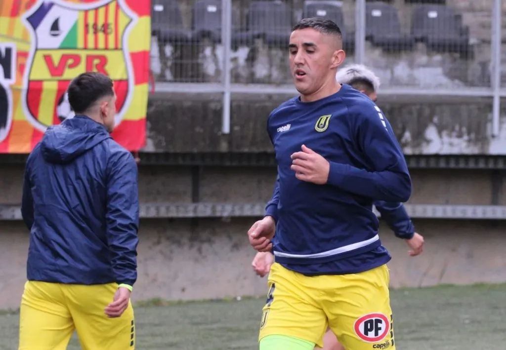 Osvaldo González eliminó a Diego Rivarola de Copa Chile. Ambos son históricos de Universidad de Chile.