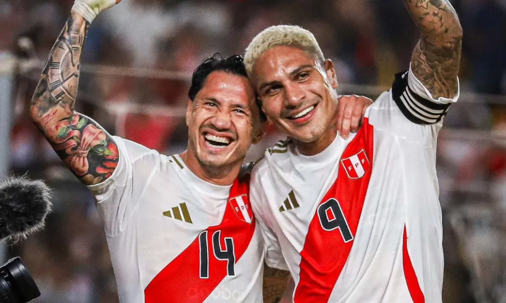 Lapadula y Guerrero, dos goleadores con distinto presente