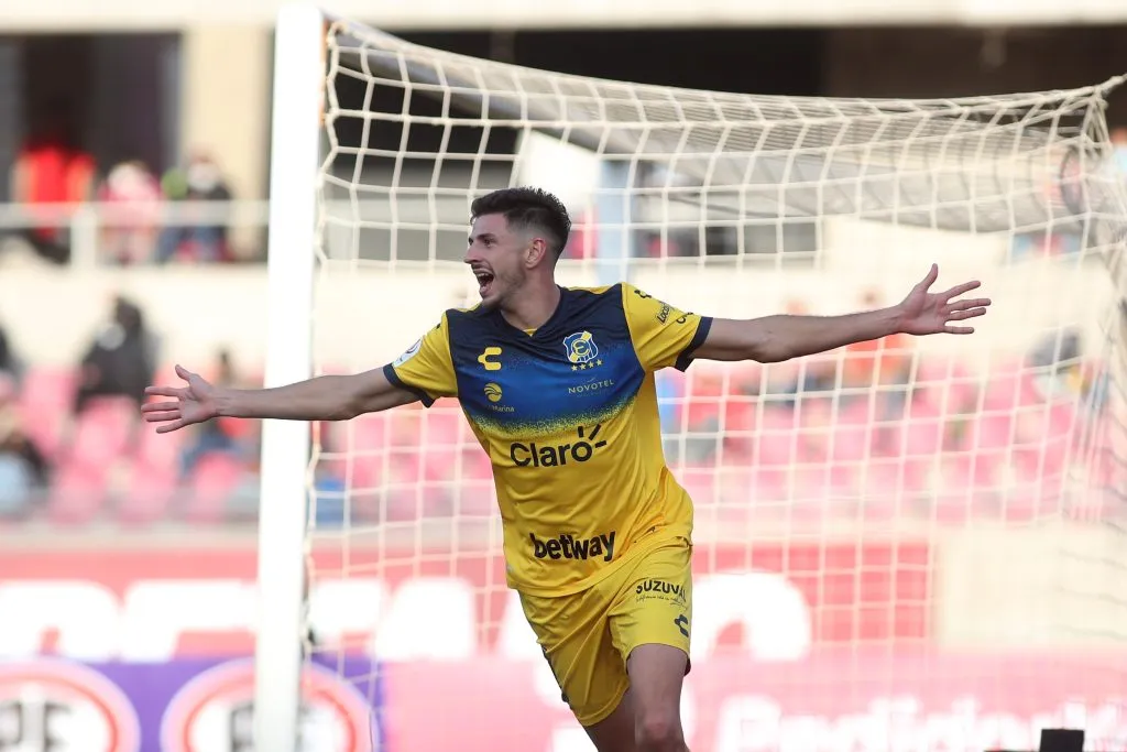 Lucas Di Yorio aparece como opción para Colo Colo en el mercado de fichajes (Foto: Photosport)