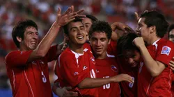 Jugó con Arturo Vidal y compañía en La Roja, pero tuvo que vender completos por crisis.