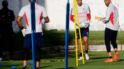 Claudio Borghi molesto con arquero de la Selección Chilena (Foto: Javier Salvo/Photosport)