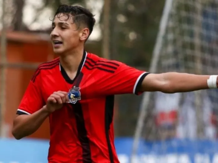 Nieto de Caszely la sigue rompiendo en Colo Colo y anota un nuevo gol