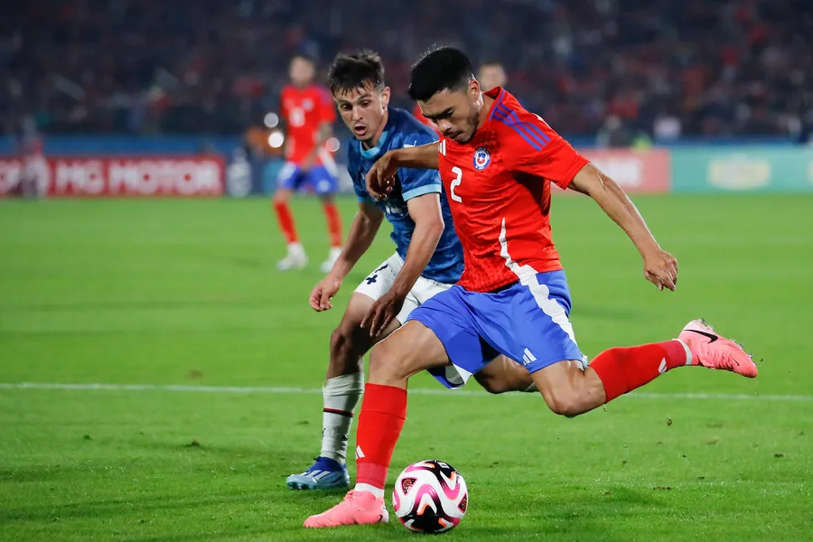 Gabriel Suazo hizo un buen partido ante Paraguay. | Foto: Photosport