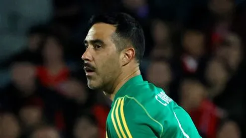 Bravo salió por molestias físicas.