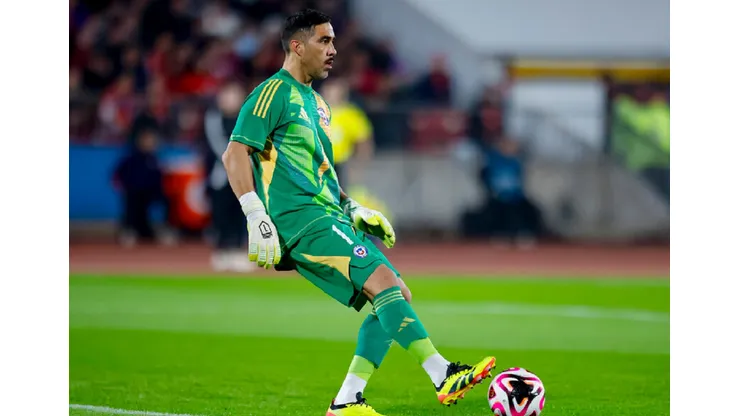 Claudio Bravo tendría ofertas para sumarse a Los Angeles Galaxy