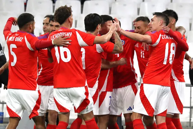 La Roja espera poder vencer a Paraguay | Foto: Photosport