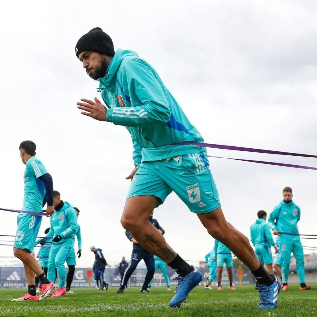 Ojeda entrenando durante este martes en le CDA (Prensa UCH)