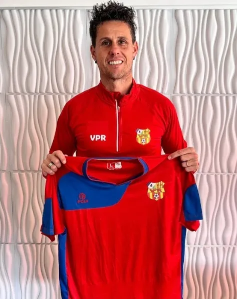 La presentación de Rivarola en su nuevo club (Instagram)