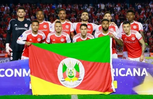 Aránguiz titular en Brasil (Archivo)