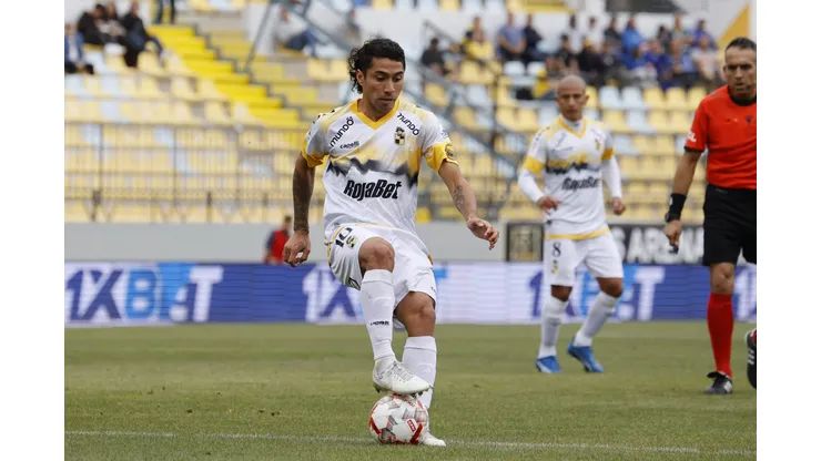 Luciano Cabral aparece como opción para reforzar a colo Colo. (Foto: Photosport)