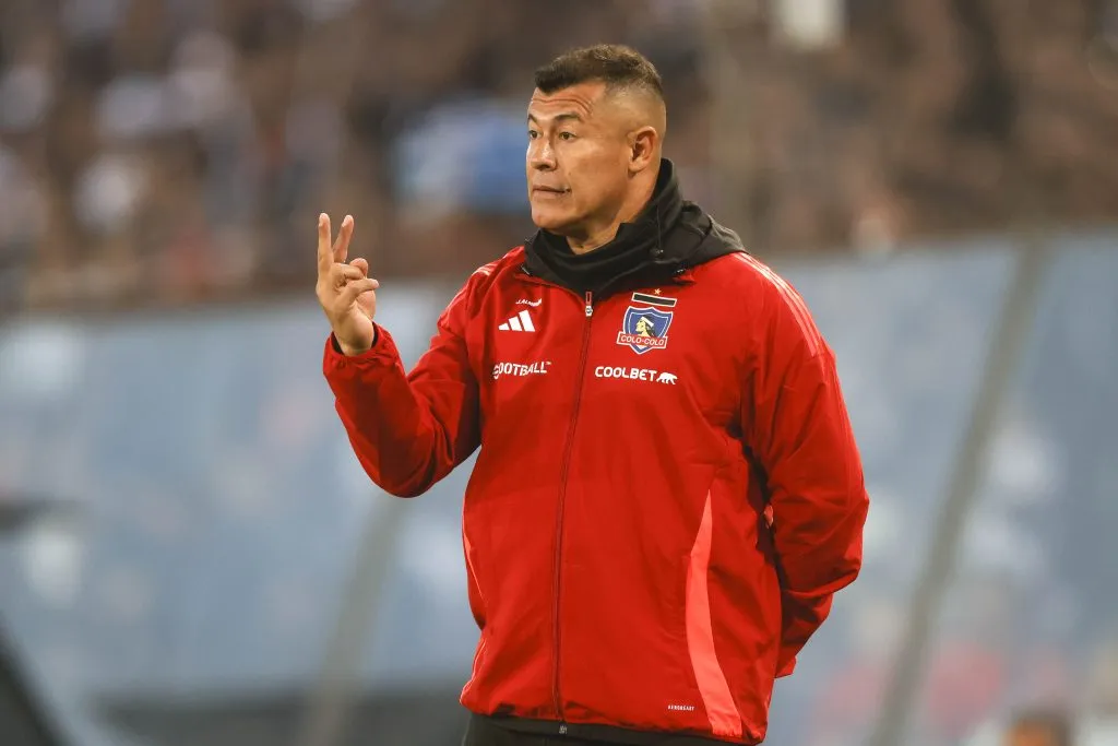 Vladimiro Mimica avisa que Colo Colo solicitó dos refuerzos: un lateral derecho y un centrodelantero (Foto: Photosport)