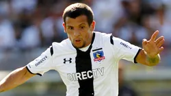 Vecchio actualmente está vistiendo la camiseta de Unión Española.