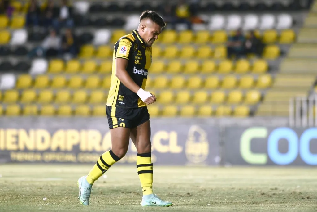 La última camiseta que defendió Parraguez en Chile fue la de Coquimbo Unido | FOTO: Alejandro Pizarro Ubilla/Photosport