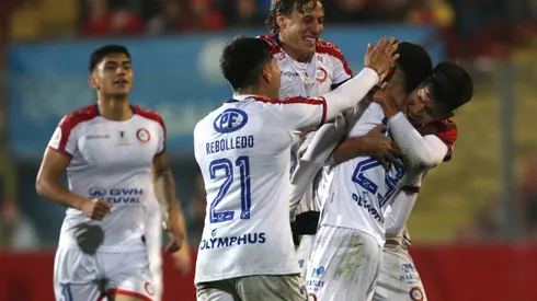 Unión La Calera suma tres puntos de oro en Santa Laura. (Foto: Photosport)