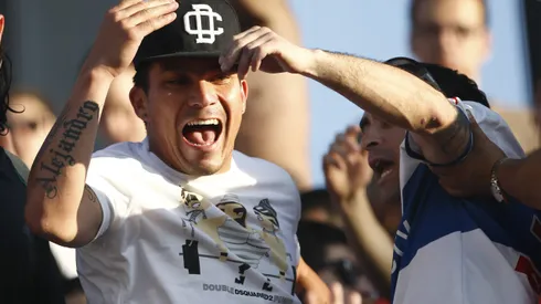 Campeón con la UC presiona a Gary Medel por posible fichaje en Colo Colo.