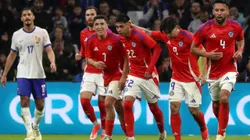 Futbol, Chile vs Francia Partido amistoso, eliminatorias al mundial 2026. El jugador de la seleccion chilena Dario Osorio, centro, celebra su gol contra Francia durante del partido amistoso disputado en el estadio Velodrome de Marsella, Francia. 26/03/2024 Manu Blondeau/AOP/SIPA/PHOTOSPORT Football, Chile vs Francia Friendly match, 2026 World cup qualifiers. Chile's player Dario Osorio, center, celebrates his goal against Francia during the friendly match held at the Velodrome stadium in Marsella, France. 26/03/2024 Manu Blondeau/AOP/SIPA/PHOTOSPORT