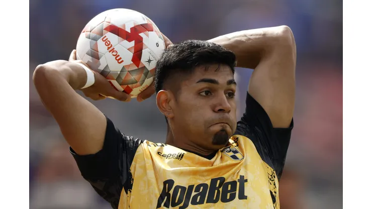 Dylan Escobar se refiere a su presente y el mercado. (Foto: Photosport)