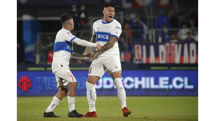 Nicolás Castillo fue duramente criticado por un campeón con la UC.