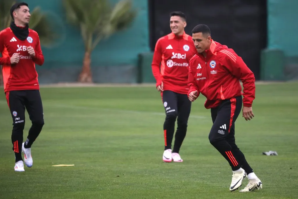 Alexis Sánchez ya entrena a la par con sus compañeros en Juan Pinto Durán | FOTO: Javier Salvo/Photosport