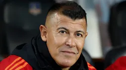 Almirón tendría visto un lateral derecho.